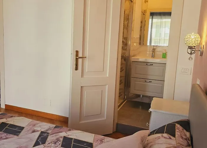 Queen Chic 2 Апартаменты